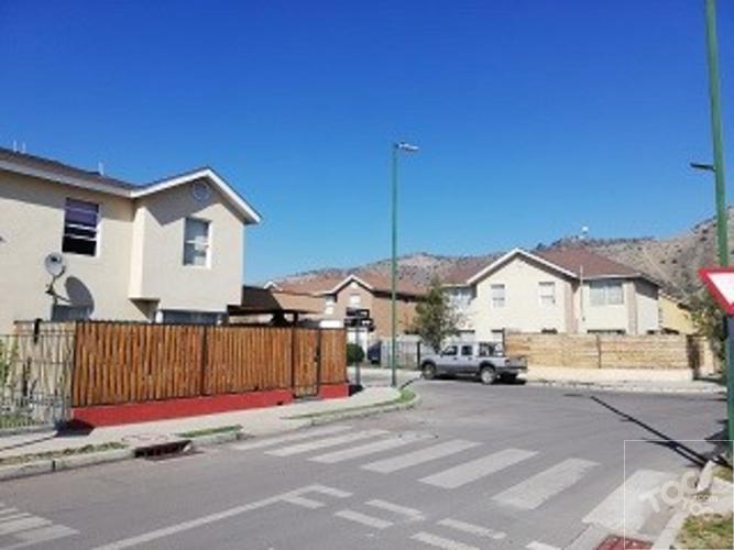 AMPLIA Y ACOGEDORA CASA UBICADA EN EL SECTOR VALLE LO CAMPINO