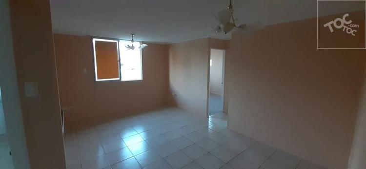 Departamento en Primer Piso, Condominio Mistral III