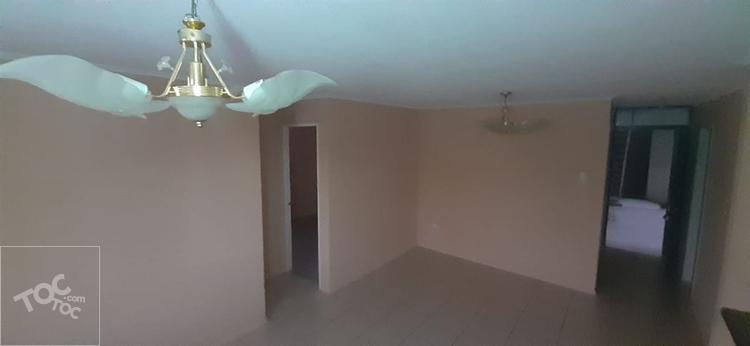 Departamento en Primer Piso, Condominio Mistral III