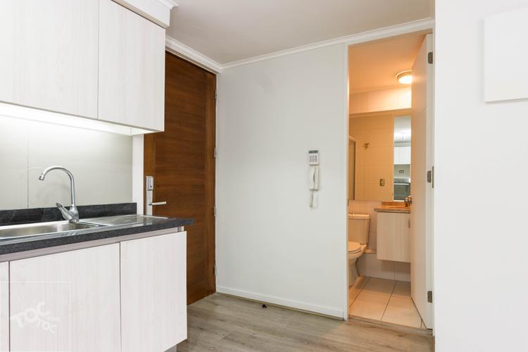 Arriendo Departamento Cercano a Metro Santa Lucia, Santa Rosa 237
