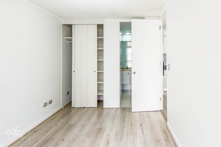 Arriendo Departamento Cercano a Metro Santa Lucia, Santa Rosa 237
