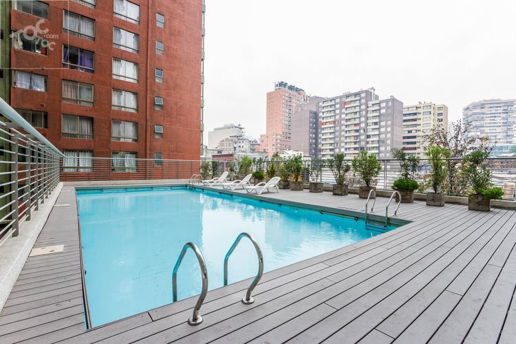 Arriendo Departamento Metro Santa Lucía, Sara Del Campo 535