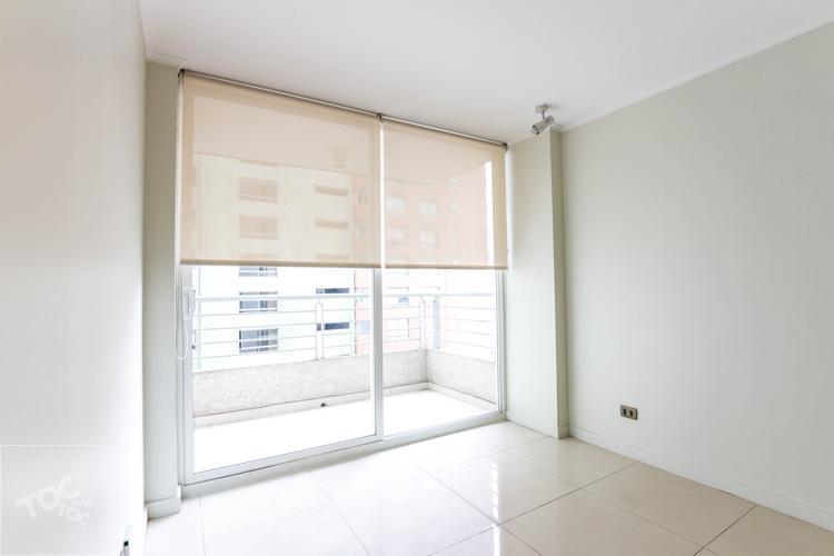 Arriendo Departamento Metro Santa Lucia, Sara Del Campo 535 Arrienda con Gastos Comunes Fijos