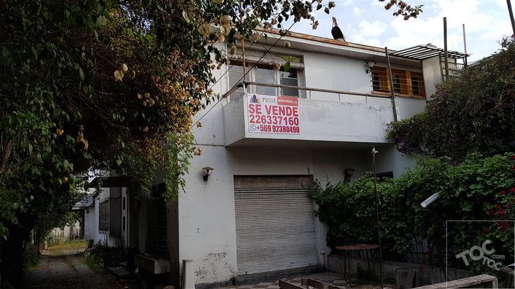 Propiedad de 636 m2 en Infante Elena Blanco
