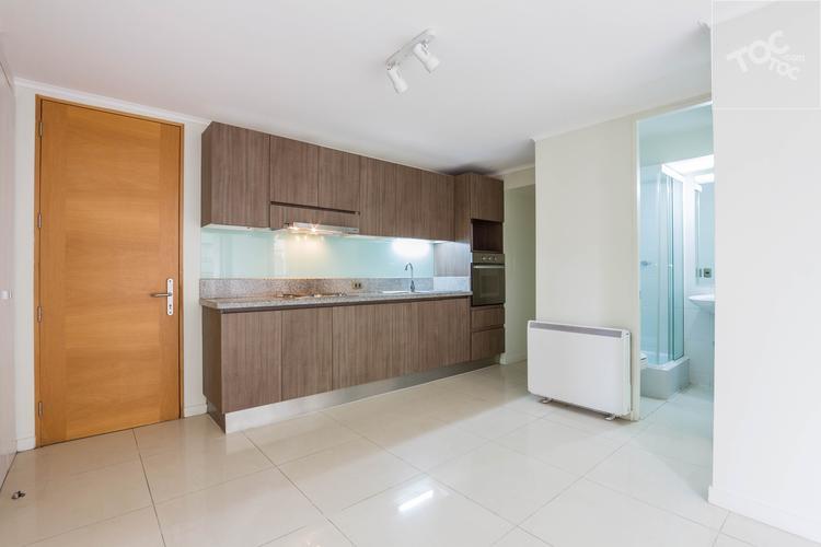 Arriendo Departamento Metro Santa Lucia