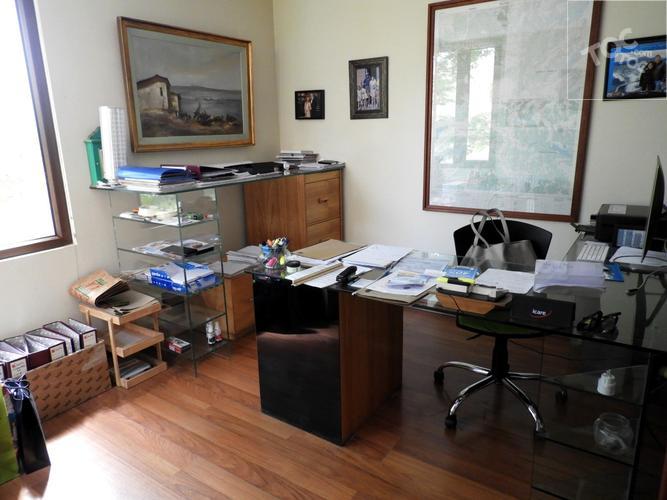 Se Vende-Preciosa Casa en Sector San Carlos de Apoquindo