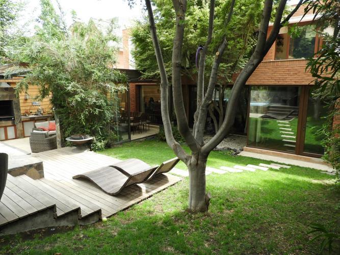 Se Vende-Preciosa Casa en Sector San Carlos de Apoquindo