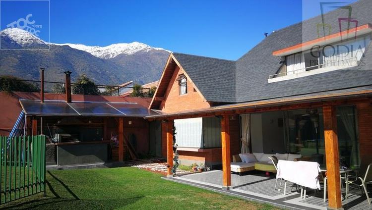 ¡ESPECTACULAR CASA EN CONDOMINIO! - LAS PIRCAS