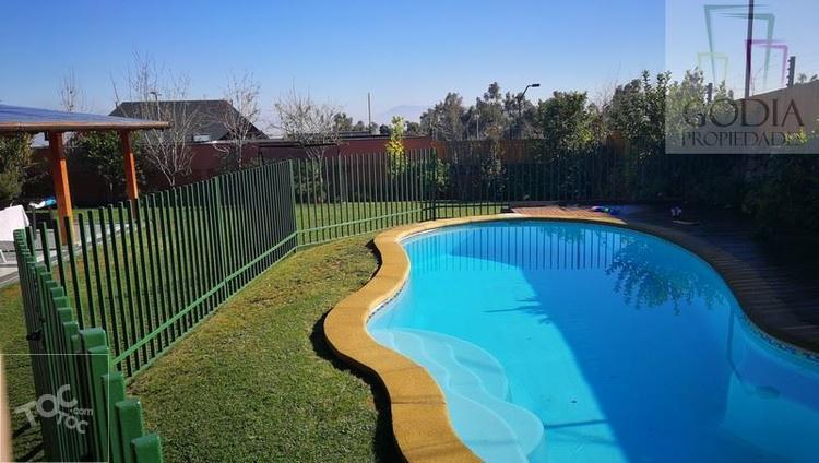 ¡ESPECTACULAR CASA EN CONDOMINIO! - LAS PIRCAS