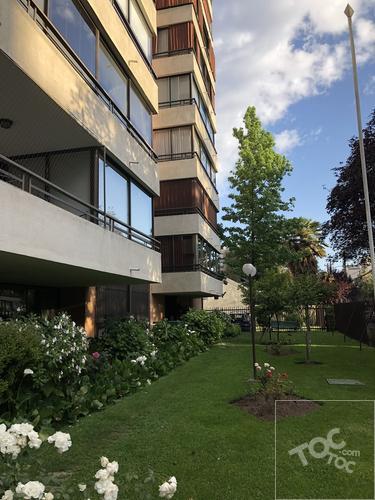 Avenida Holanda c/Pocuro 4D3B+E+B- PROVIDENCIA