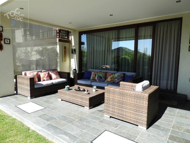 En Condominio - Linda Casa Sector San Carlos De Apoquindo