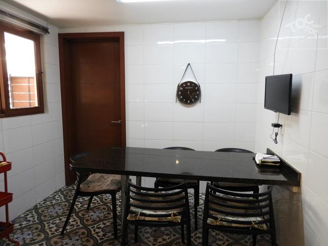 En Condominio - Linda Casa Sector San Carlos De Apoquindo