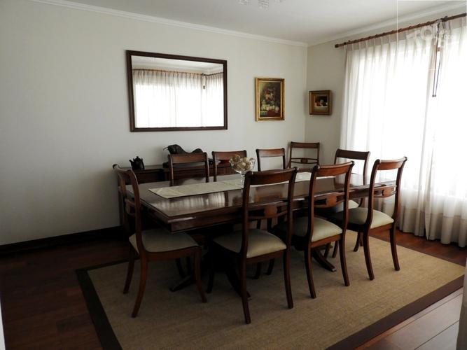 En Condominio - Linda Casa Sector San Carlos De Apoquindo