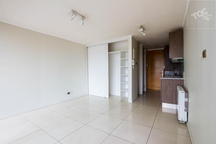 PROMOCIÓN 0% Comisión hasta 30-11 !!! Arriendo Dpto. Tipo Studio Metro Santa Lucia