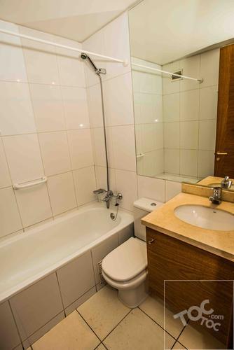 Arriendo departamento Presidente Riesco con el Golf