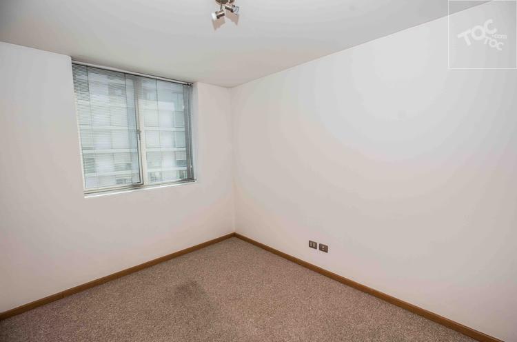 Arriendo departamento Presidente Riesco con el Golf