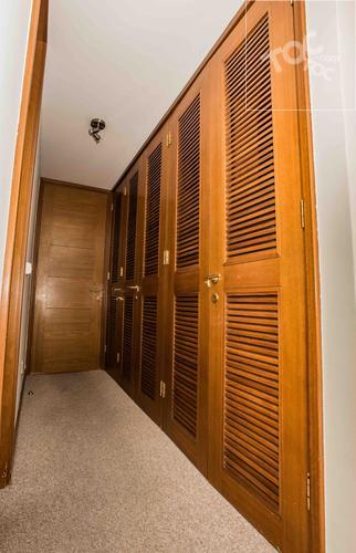 Arriendo departamento Presidente Riesco con el Golf