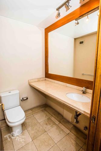 Arriendo departamento Presidente Riesco con el Golf