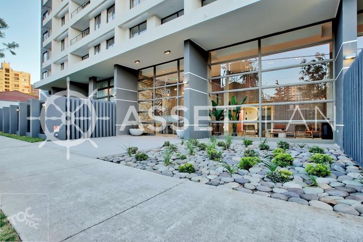 Cuarta Avenida 1350 (+ Estacionamiento /+ Bodega), Condominio Conquista Cuarta Avenida