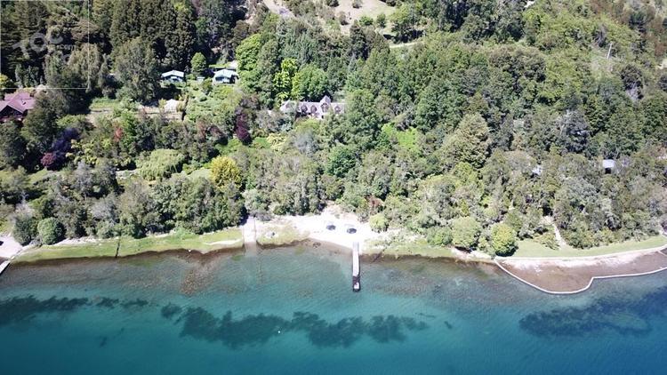 Ubicado a 17 kilómetros del pueblo de Panguipulli