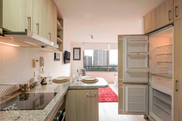 PROMOCIÓN 0% Comisión hasta 30-11 !!! Arriendo Departamento Tipo Studio Santa Elena 2120 Metro Ñuble