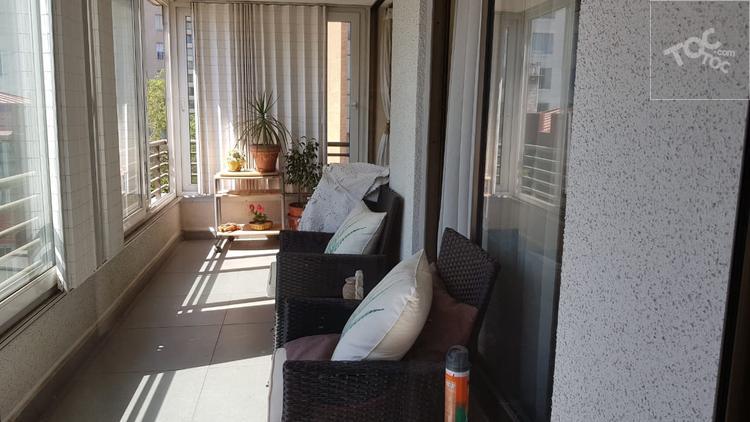 Departamento Hamburgo/Irarrázaval. Metros Plaza Egaña/Villa Frei