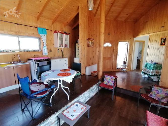 PARCELA CON 2 CASAS