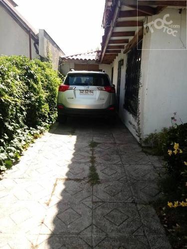 A pasos de Av. Macul