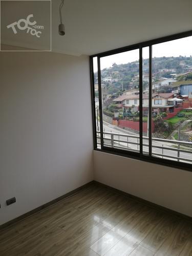 Eduardo Titus 410, Viña del Mar