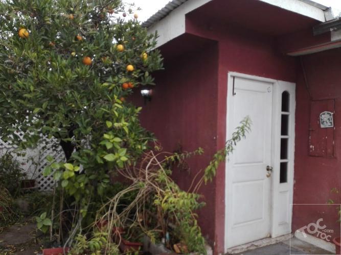 CASA GRAN TERRENO METRO TRINIDAD