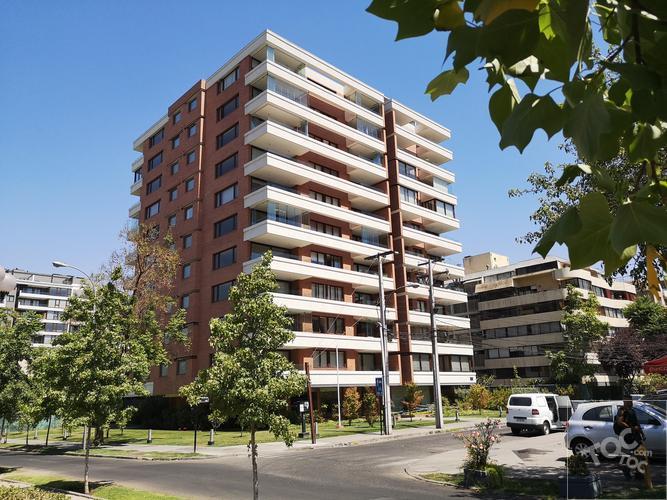 VENTA SIN COMISIÓN DE CORREDOR DE EXTRAORDINARIO DEPARTAMENTO EN PROVIDENCIA