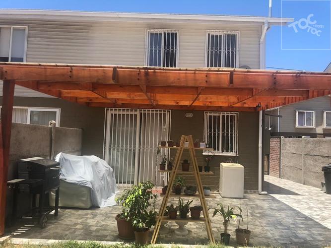 SE ARRIENDA CASA EN CONDOMINIO, COMUNA SAN BERNARDO