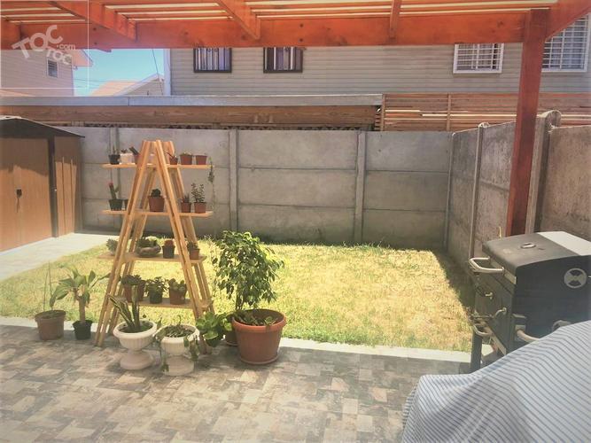 SE ARRIENDA CASA EN CONDOMINIO, COMUNA SAN BERNARDO