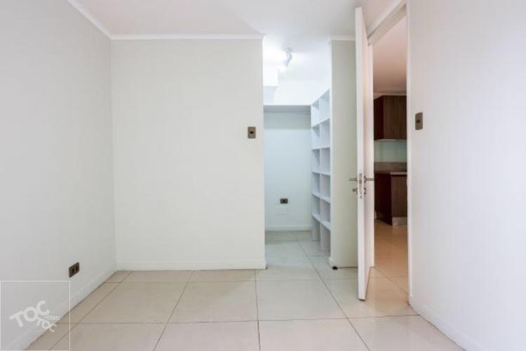 Arriendo Departamento Sara Del Campo 535 1 Habitación y 1 Baño Metro Santa Lucia
