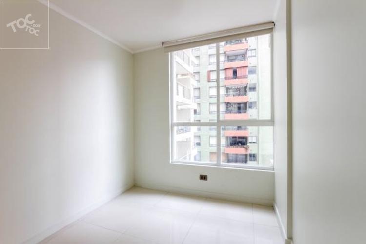 Arriendo Departamento Sara Del Campo 535 1 Habitación y 1 Baño Metro Santa Lucia