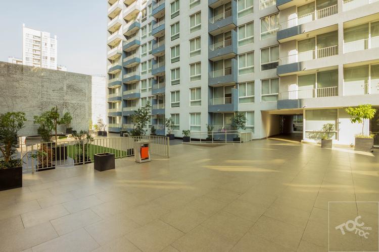 Promoción hasta 31-01 Sin Comisión por Corretaje !!! Arriendo Departamento 2 Habitaciones y 2 Baños Santa Rosa 237 Metro Santa Lucia