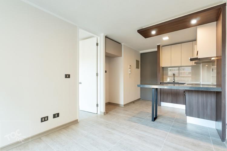 Espectacular depto 1 dorm en Lira 254 Santiago Centro - SIN COMISIÓN Y SIN GARANTÍA //004//