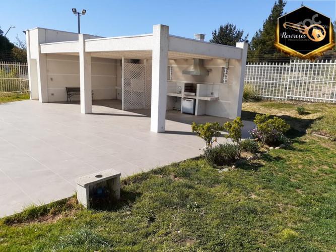 ARRIENDO DE DEPARTAMENTO AMOBLADO CONDOMINIO PARQUE LAGUNA CURAUMA