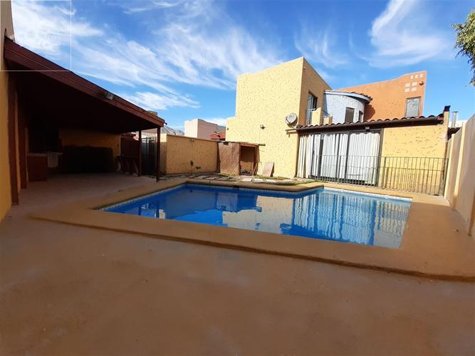 Casa en Condominio Los Lirios del Desierto.