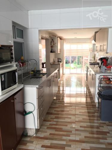 HERMOSA CASA EN MICROBARRIO VALLE LO CAMPINO