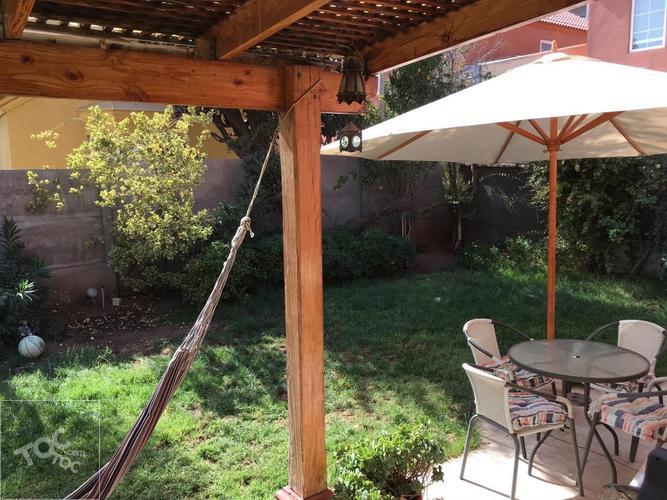 HERMOSA CASA EN MICROBARRIO VALLE LO CAMPINO
