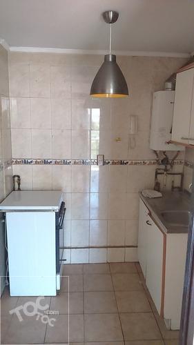 Conjunto Residencial Parque Larrain Departamento 2 amplios dormitorios con closet.