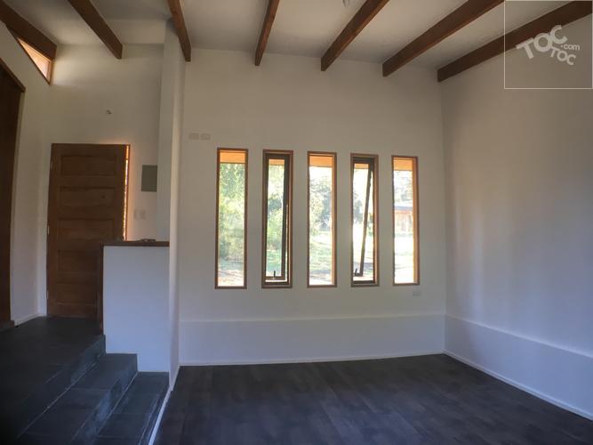 Moderna y Nueva Casa de Diseño en Saltos de Mariman