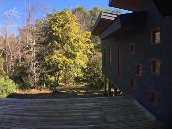 Moderna y Nueva Casa de Diseño en Saltos de Mariman