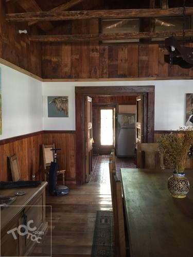 CASA CON MEDIA LUNA Y PESEBRERAS