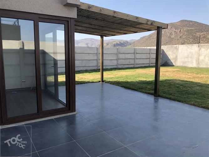 Santa Elena / Condominio Valle Nogales