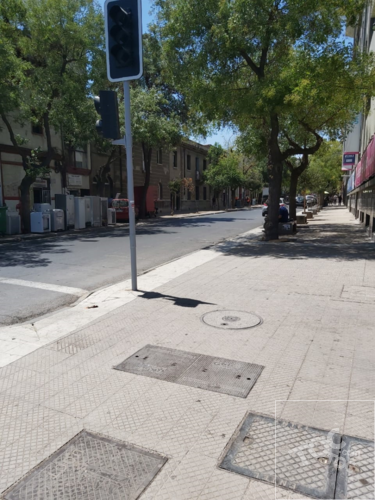 CASA BARRIO UNIVERSITARIO / GRAJALES - AV ESPAÑA / COMERCIAL - HABITACIONAL
