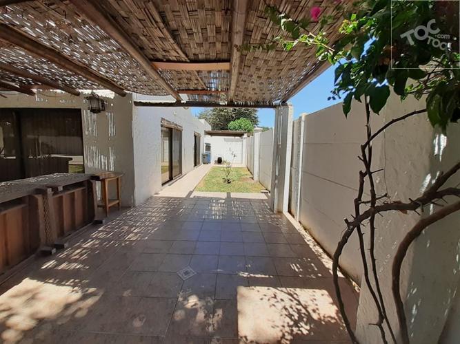 Casa en venta en sector callejón Guillermo Toro Lorca