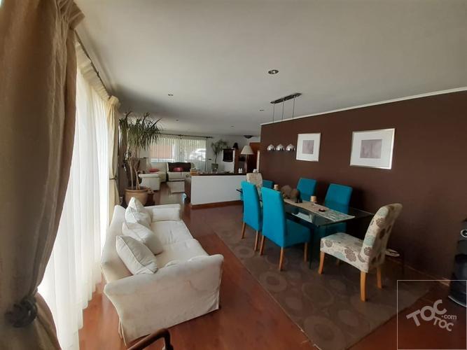 Casa en venta en sector callejón Guillermo Toro Lorca
