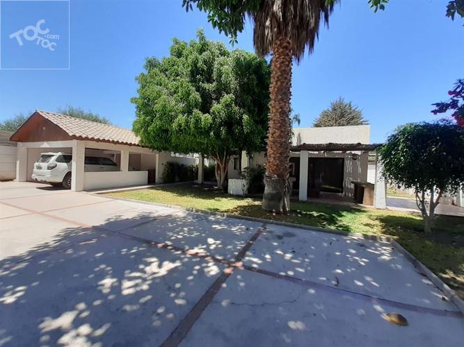 Casa en venta en sector callejón Guillermo Toro Lorca